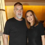 Δέσποινα Βανδή: Με νέο look στα βραβεία Ίρις - Στο πλευρό της ο Μπισμπίκης