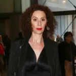 Ξεσπά η Δώρα Χρυσικού για τον Κιμούλη: «Έχει μηνύσει όποιον μιλάει ελληνικά»