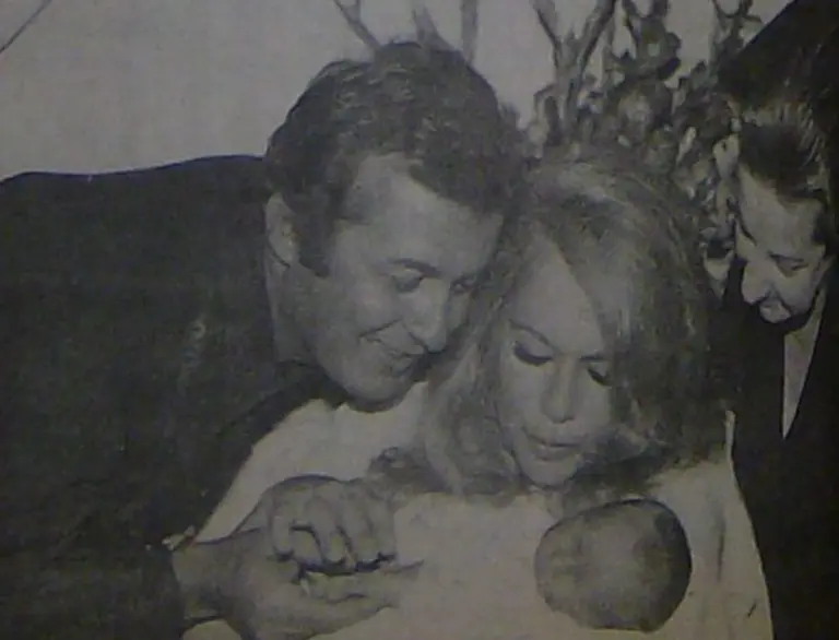 1969: Η Αθήνα στο… πόδι για τον γιο της Αλίκης