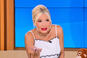 Σε απόγνωση η Φαίη Σκορδά on air: «Βγάλτε το! Φτάνει»