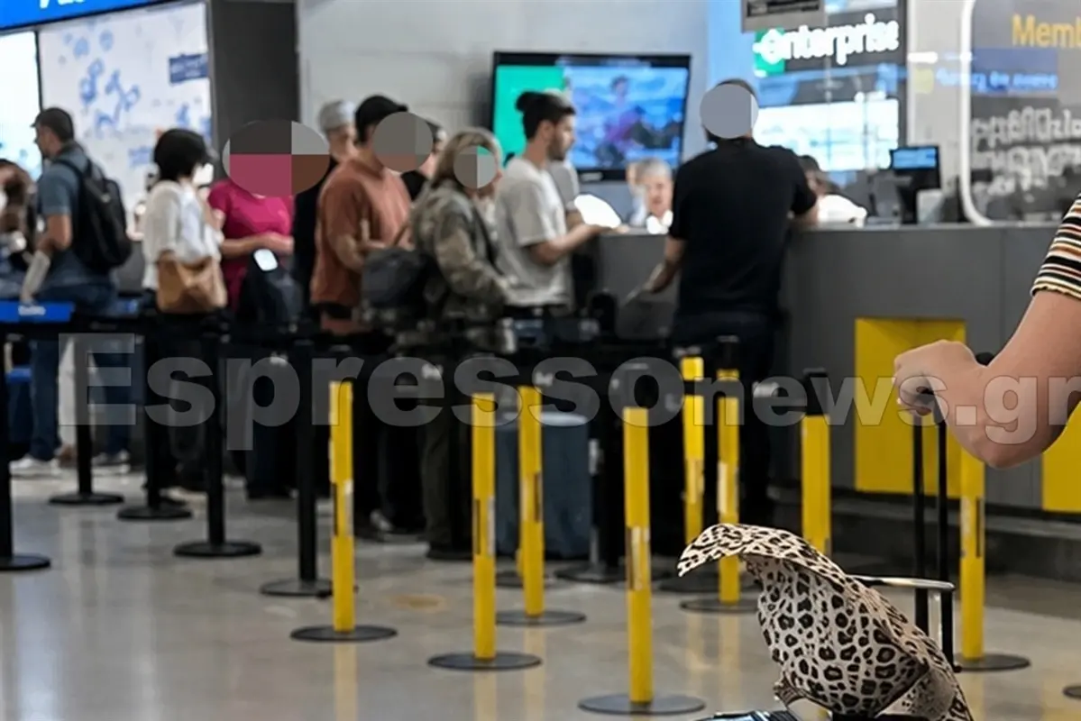 Ο Φώτης Καραλής στο αεροδρόμιο