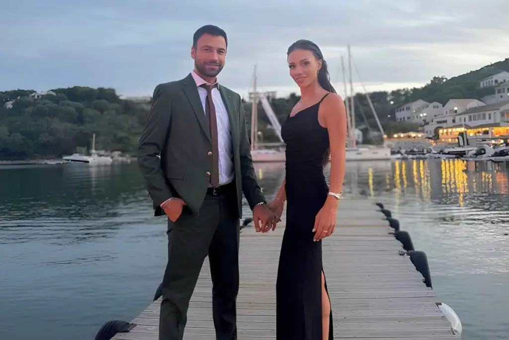 Ο Αντρέας Γεωργίου και η Σιμώνη Χριστοδούλου βάφτισαν την κόρη τους