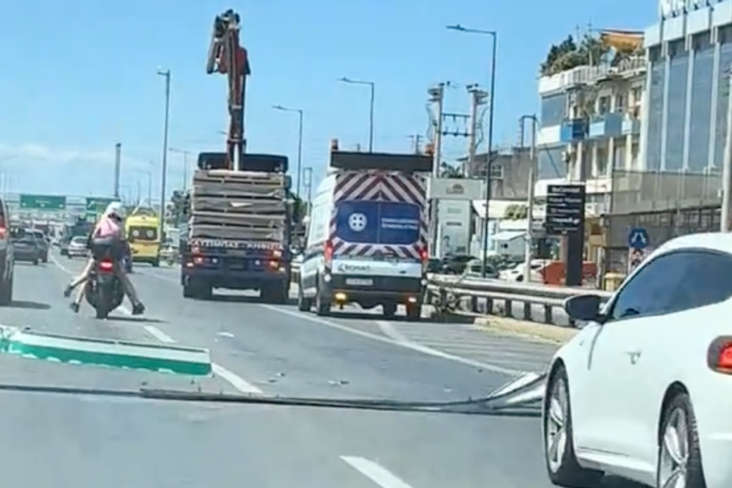 Γερανοφόρο όχημα ατύχημα Λεωφόρος Κηφισού TikTok βίντεο