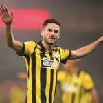 Ο Μιγιάτ Γκατσίνοβιτς παραμένει στην ΑΕΚ