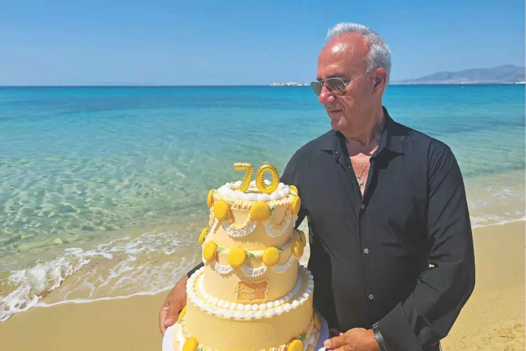 Η ΓΡΑΒΙΕΡΑ ΝΑΞΟΥ ΒΑΣΙΛΙΣΣΑ ΤΗΣ ΠΟΠ