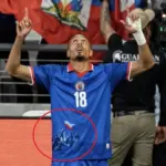 Η FIFA απαγόρευσε στην Αϊτή να φορέσει αυτή τη φανέλα!