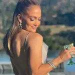 Half-up hair: Γιατί το look της Λόπεζ είναι η τέλεια επιλογή για βραδινές εξόδους;