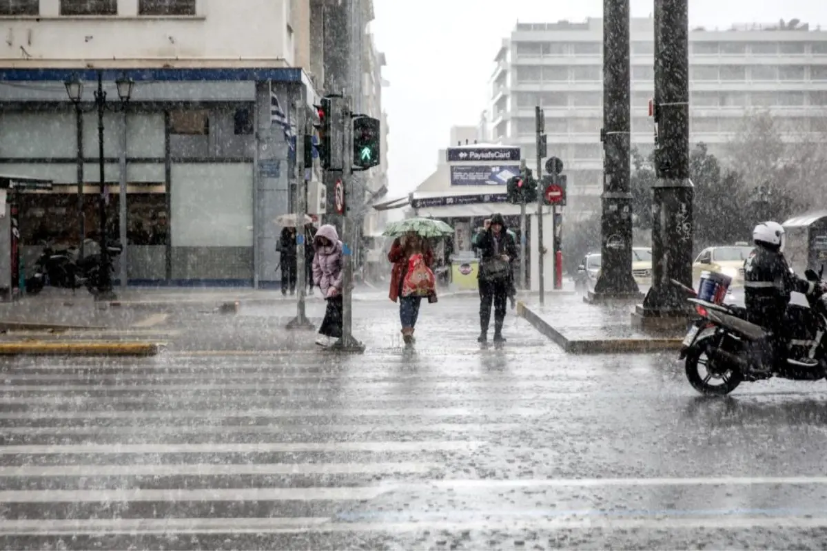 Καιρός με καταιγίδα