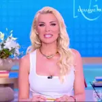 Σπόντα Καινούργιου για παρουσιάστρια ειδήσεων: «Έβγαινε με ντεκολτέ και πανάκριβα κοσμήματα»