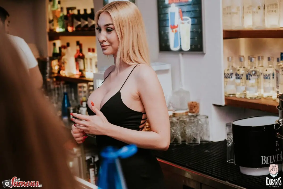 Κουμπαράς club