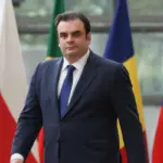 Success story αλά γαλλικά για Πιερρακάκη