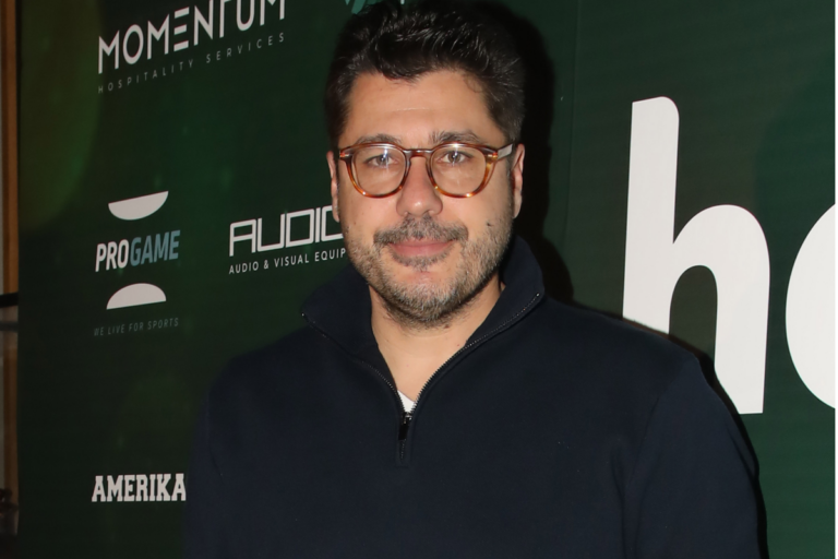 Προβληματισμένος στον αέρα ο Λάμπρος Κωνσταντάρας: «Μαθαίνουμε δυσάρεστα πράγματα»