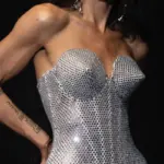 Πρώην νικήτρια της Eurovision στο Παρίσι, όπως δεν την έχουμε ξαναδεί!