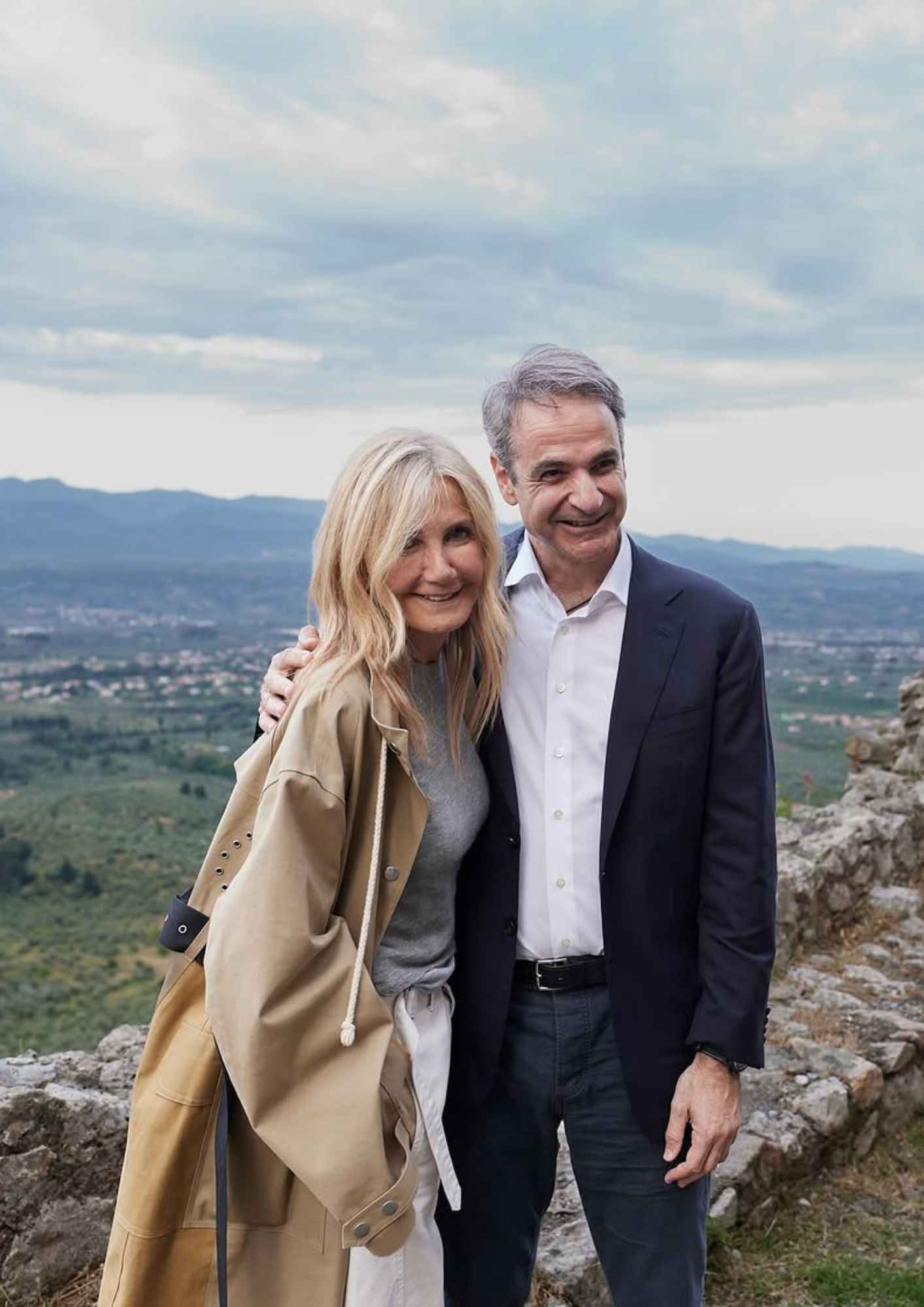 Η ανάρτηση συνοδεύτηκε από μια κοινή φωτογραφία και ένα σύντομο μήνυμα αγάπης.