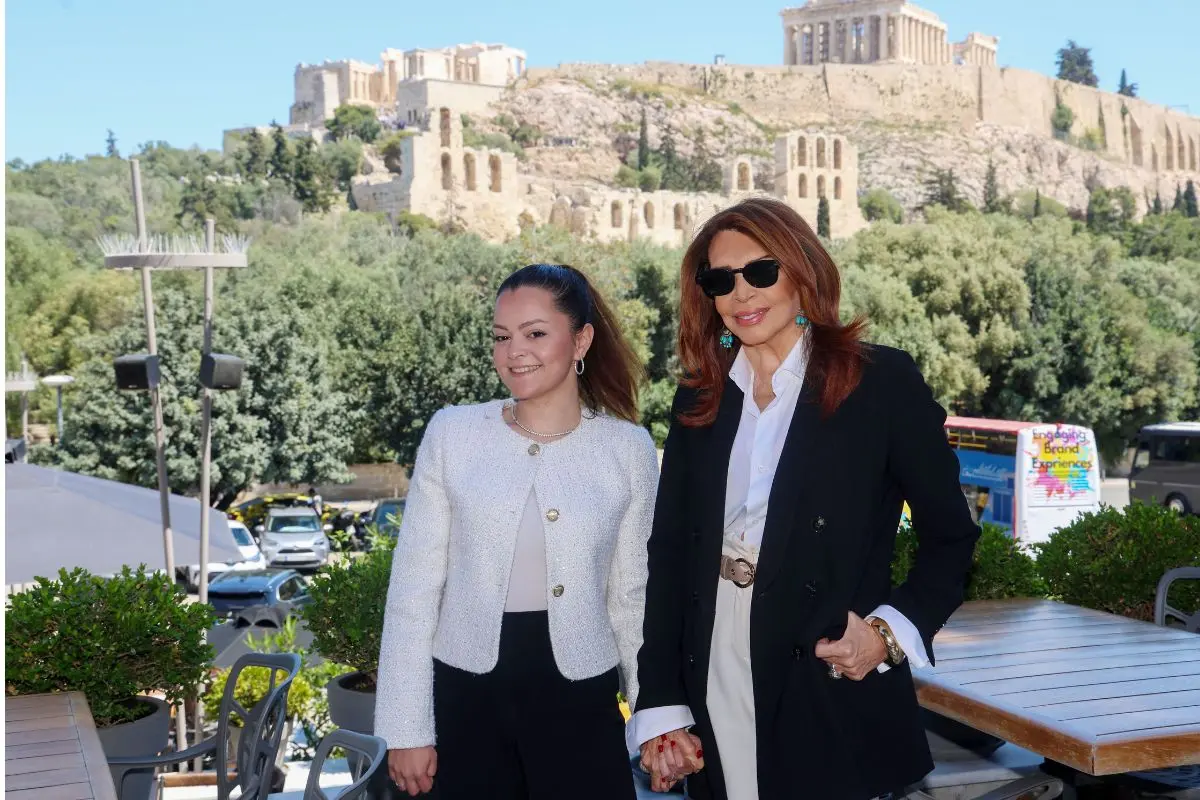 Η Μιμή Ντενίση με την κόρη της Μαριτίνα
