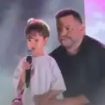 Στη σκηνή με τον Απέργη junior
