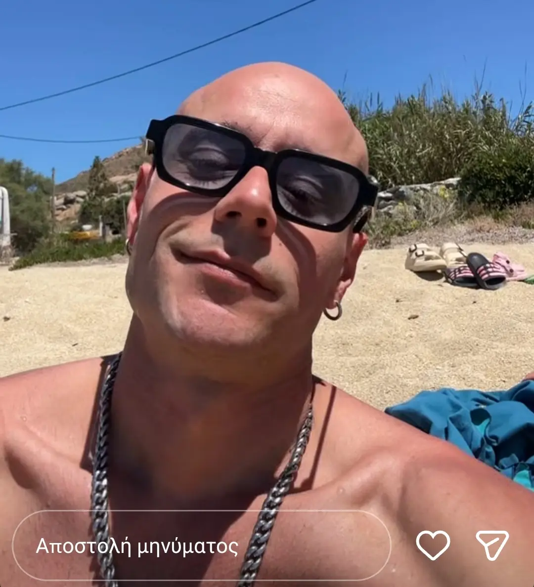Ο Ορφέας Παπαδόπουλος ξύρισε το κεφάλι του