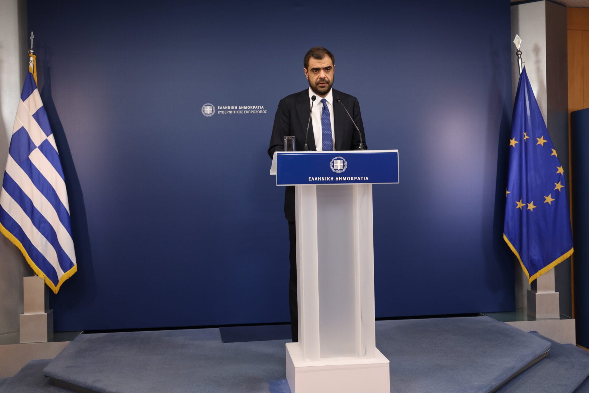 Παύλος Μαρινάκης και πολιτικό παρασκήνιο
