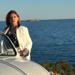 Ελένη Σαραγούδα: Το «Αν θα φύγεις» επιστρέφει με νέα, καλοκαιρινή ταυτότητα