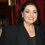Η Βασιλική Ανδρίτσου φωτογράφισε τον σύζυγό της με την κορούλα τους