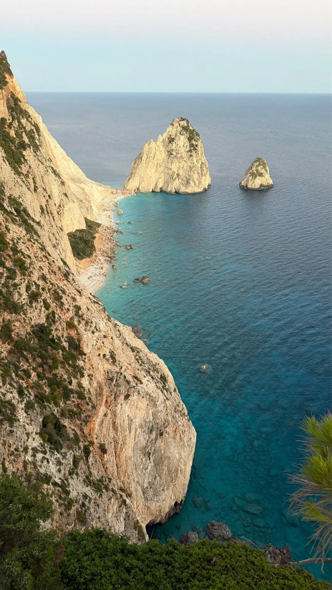 Η Γαρυφαλλιά Καληφώνη και ο Χρήστος Μάστορας στο Ιόνιο