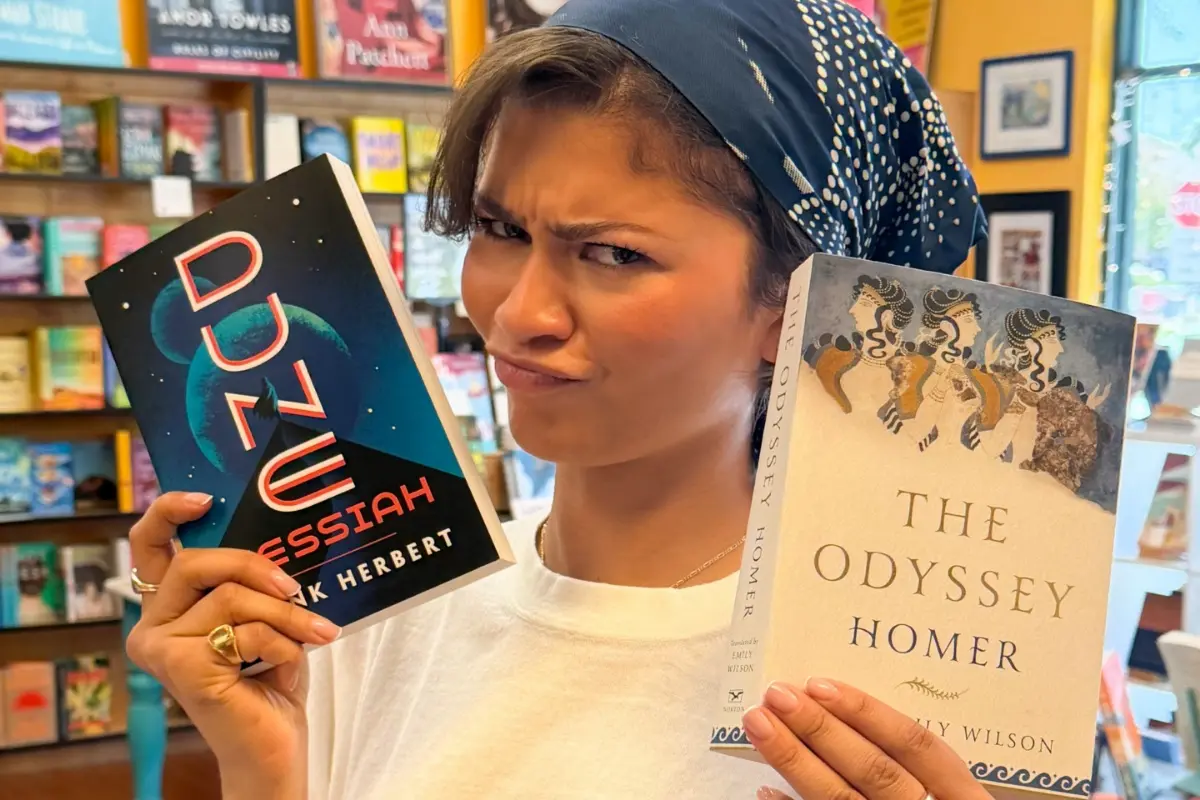 Η Zendaya διαβάζει Οδύσσεια, για τον ρόλο της θεάς Αθηνάς
