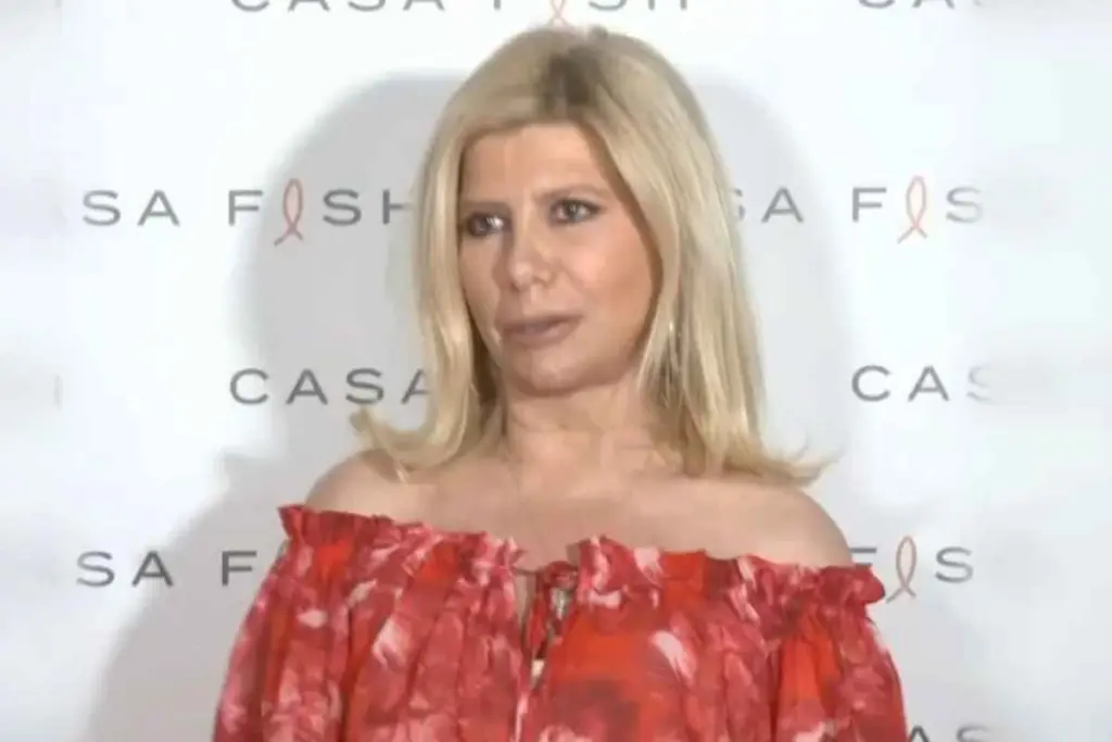 Η Ζήνα Κουτσελίνη μιλά για το τηλεοπτικό της μέλλον στο Star και τον Γιώργο Λιάγκα