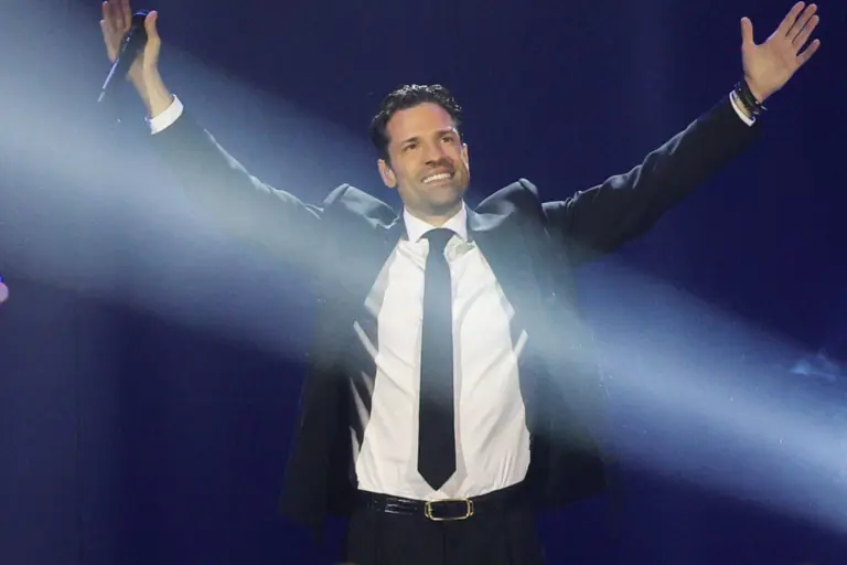 Κωνσταντίνος Αργυρός: Sold out η φιλανθρωπική συναυλία στα Χάμπτονς
