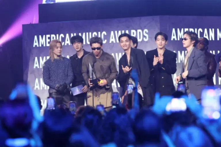 BTS: Αρνούνται να υποβάλουν υποψηφιότητες στα Grammy 2027 παρά την επιστροφή τους