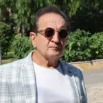 Μπιμπίλας κατά του κληρονόμου του Μάνου Χατζιδάκι -  «Πόσο πια θα απαγορεύει να τον ακούμε;»