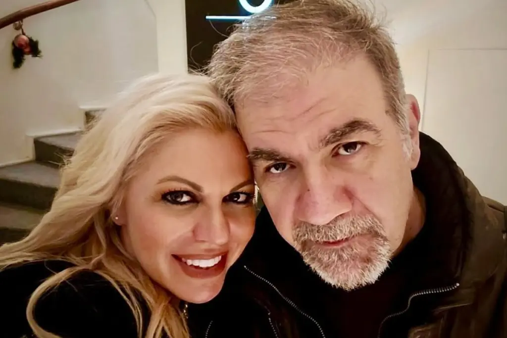 Ο Δημήτρης Σταρόβας μαζί με την γυναίκα του Άννα Σταθάκη