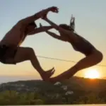 Το καλοκαιρινό βίντεο της Ντορέττας Παπαδημητρίου και του Γιώργου Γεροντιδάκη
