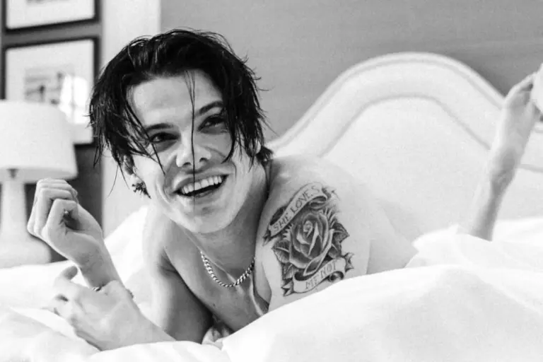 Ο Yungblud συγκίνησε τους θαυμαστές του και λίγες ημέρες αργότερα ανακοίνωσε ακύρωση συναυλίας