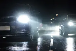 Το «αθώο» αξεσουάρ που κοστίζει 350 ευρώ: Αφαιρούν δίπλωμα και πινακίδες για 30 ημέρες