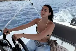 Σκαφάτη και σε τρελά κέφια η Αναστασία