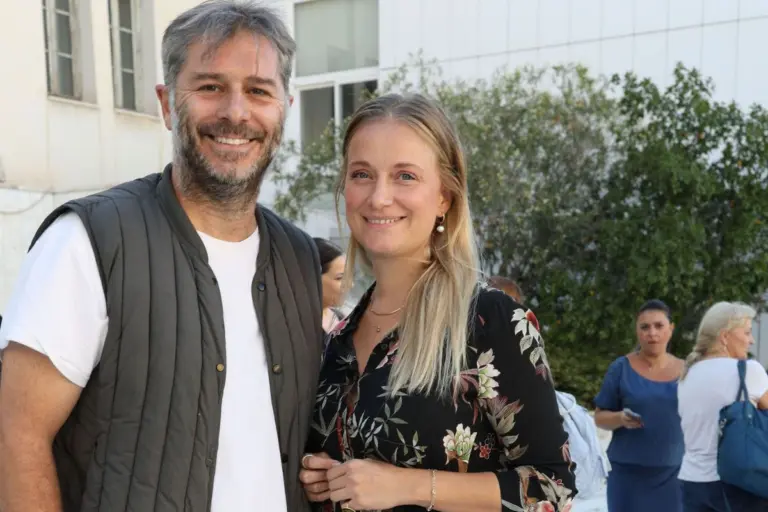 Λένα Δροσάκη: Το τρυφερό δημόσιο «χρόνια πολλά» στον Αλέξανδρο Μπουρδούμη