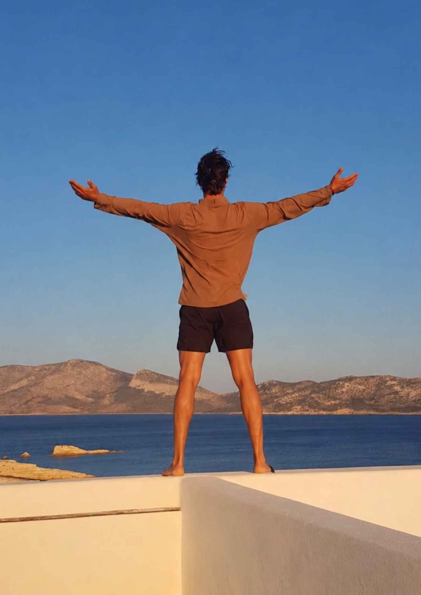 Ο Δημήτρης Γκοτσόπουλος στις διακοπές του στα Κουφονήσια