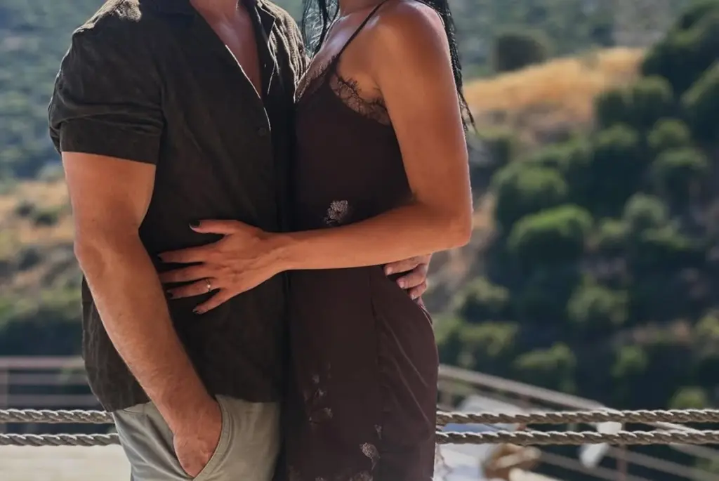 Λιακόπουλος ζευγάρι με Χατζηευσταθίου