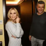 Ντορέττα Παπαδημητρίου – Κώστας Πηλαδάκης: Ξανά μαζί για τη μεγάλη στιγμή του γιου τους
