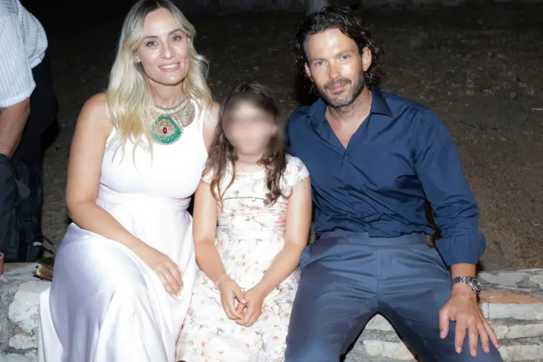 Μελέτη - Μαροσούλης: Στην Επίδαυρο με την 8χρονη κόρη τους