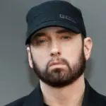 Eminem: Τα αθλητικά παπούτσια του θρύλου της hip hop πωλούνται σε δημοπρασία