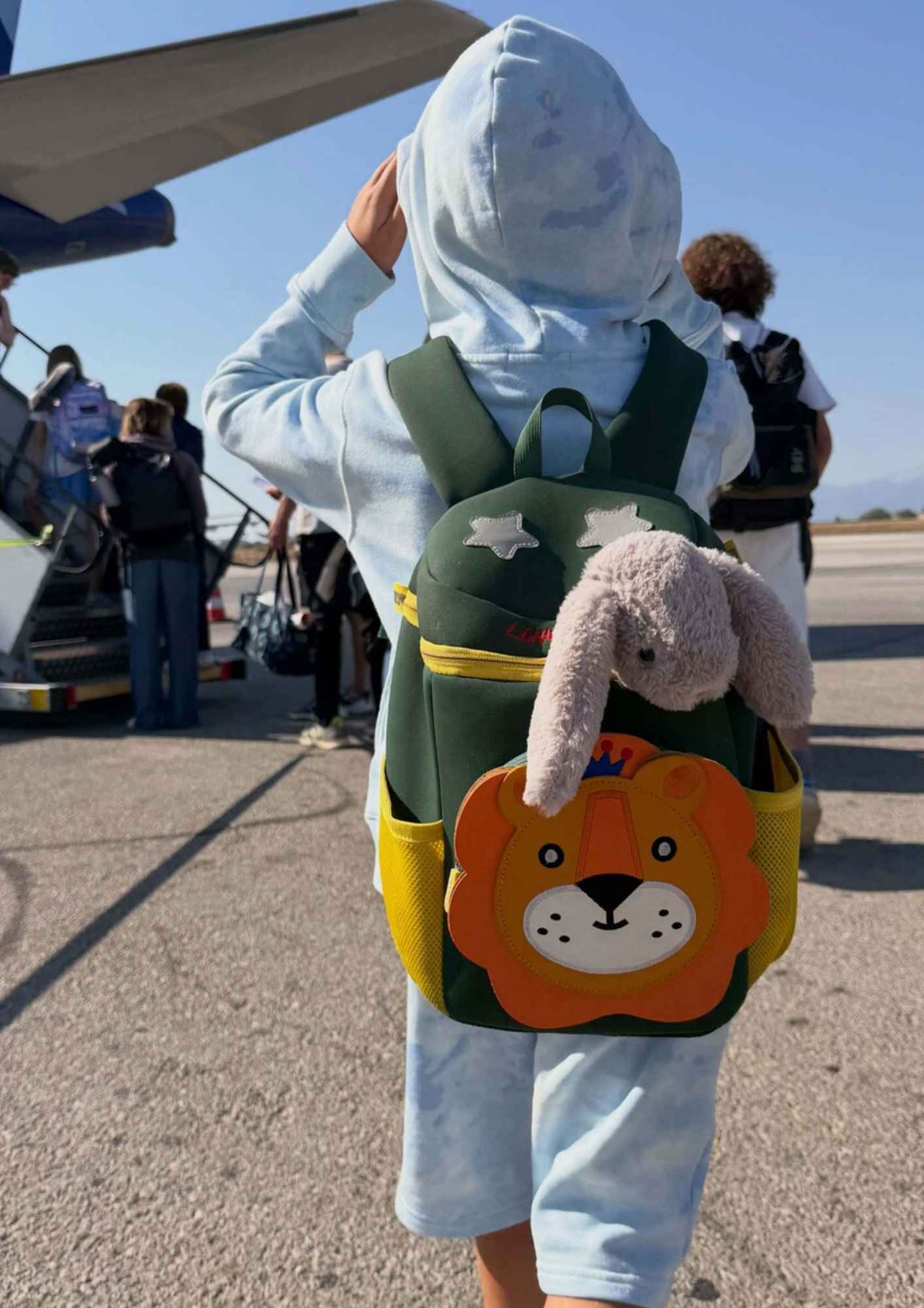Η Φελίσια Τσαλαπάτη ταξίδεψε στην Κρήτη μαζί με τον γιο της, Μάξιμο.