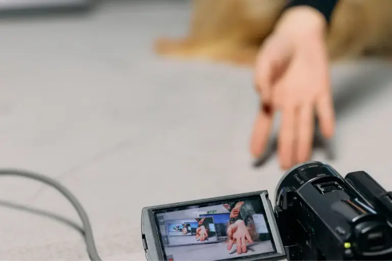 Σοκαριστικές αποκαλύψεις για το Revenge Porn - Αναζητούν φωτογραφίες και βίντεο επώνυμων γυναικών