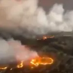 Πύρινη κόλαση σε Γαλλία - Ισπανία: Πάνω από 360.000 εκτοπισμένοι, εκκενώνεται η ζώνη του αεροδρομίου στο Μπορντό
