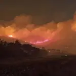 Φωτιά στην Πάρο: Διάσπαρτες οι εστίες, φόβοι για αναζωπυρώσεις λόγω των ανέμων