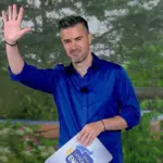 Γιάννης Τσιμιτσέλης: Συγκινητικό αντίο στο «Όπου Υπάρχει Ελλάδα» – «Ευχαριστώ και όσους δεν ήταν fans»