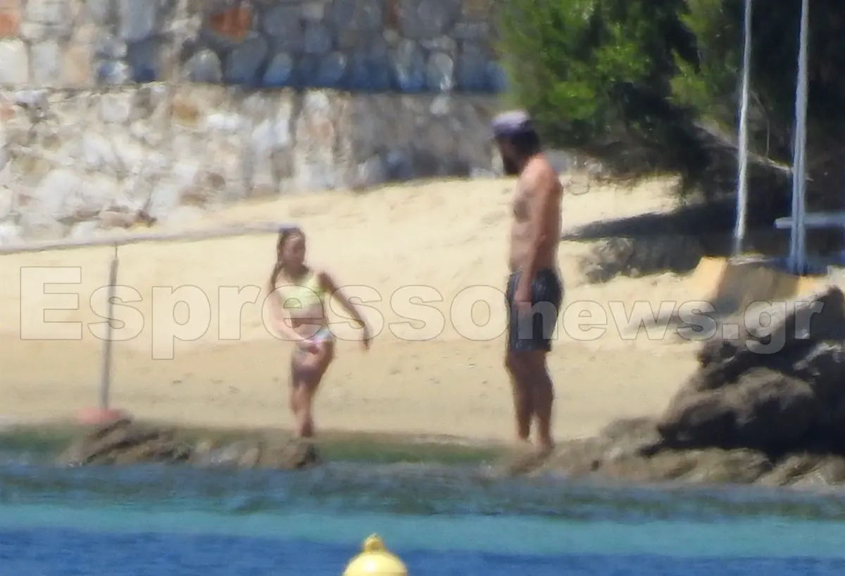 Η Κέιτ Χάντσον στην Σκιάθο