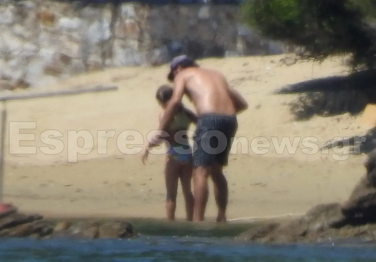 Η Κέιτ Χάντσον στην Σκιάθο