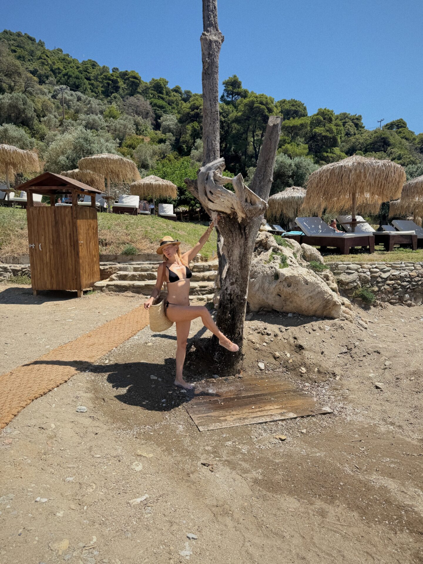 Η Κέιτ Χάντσον στη Σκιάθο
