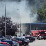 Καβάλα: Αστικό λεωφορείο τυλίχθηκε στις φλόγες έξω από το νοσοκομείο – Πανικός στο σημείο